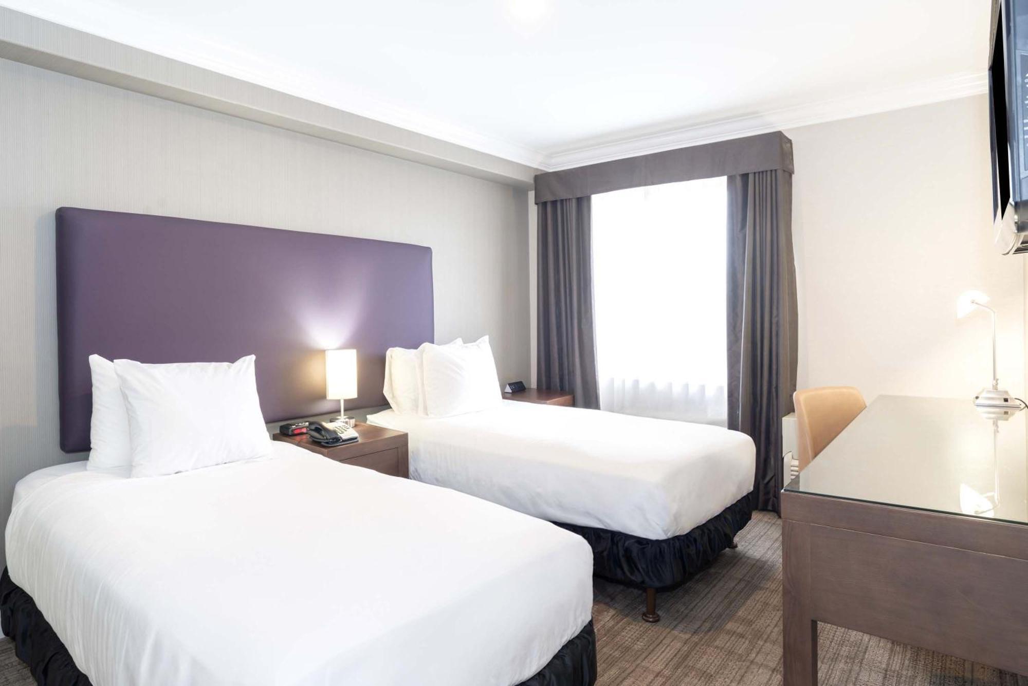 Sandman Hotel And Suites Abbotsford Extérieur photo