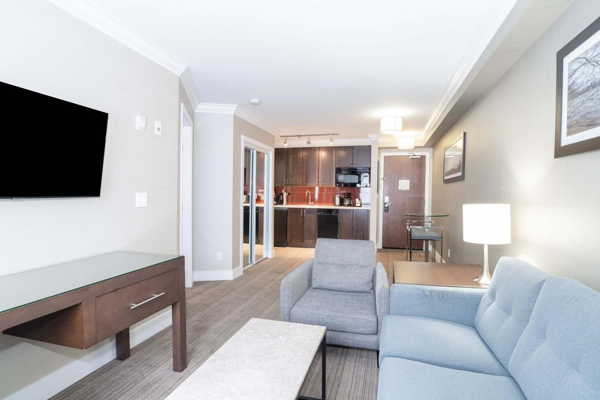Sandman Hotel And Suites Abbotsford Extérieur photo