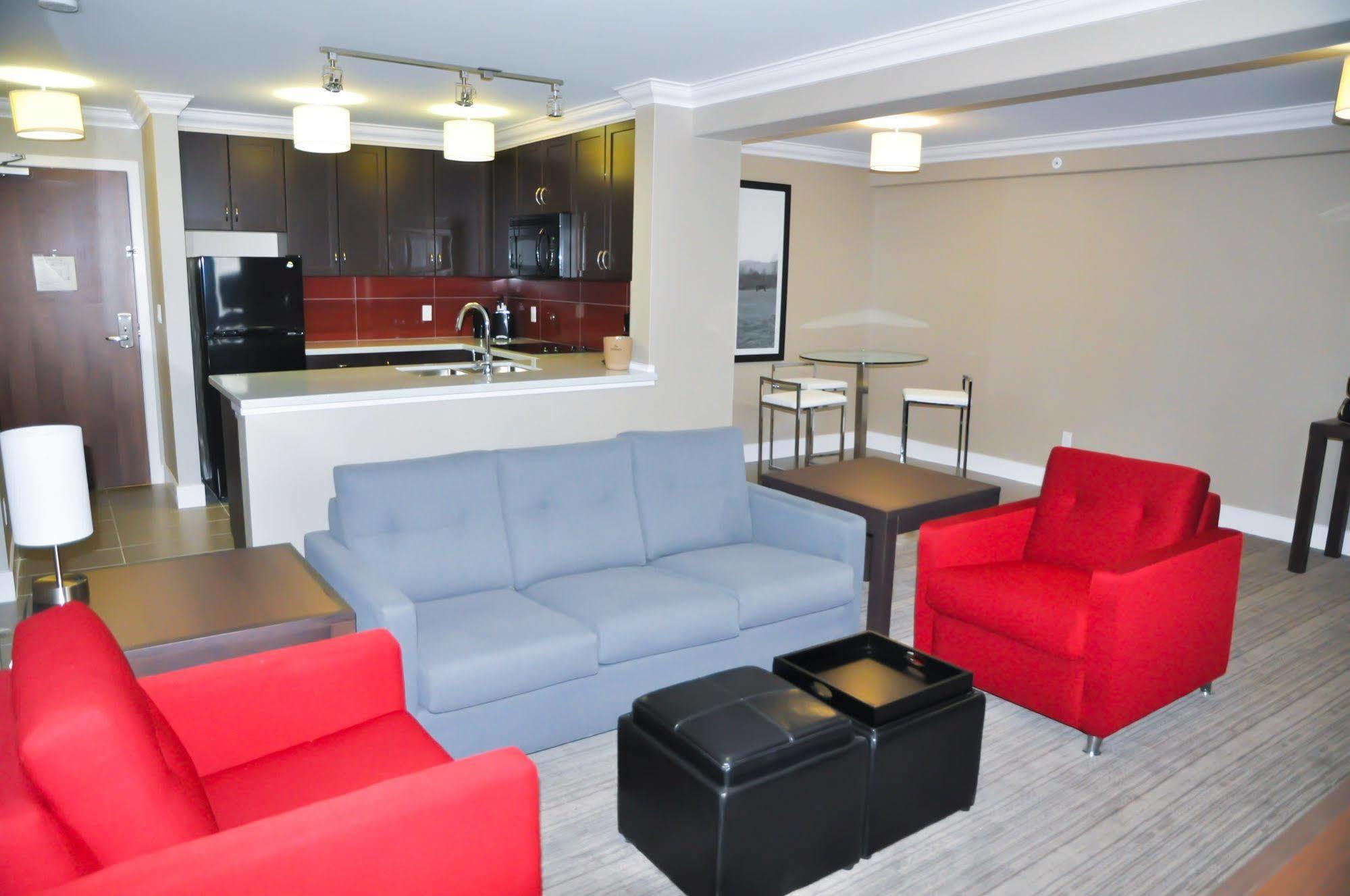 Sandman Hotel And Suites Abbotsford Extérieur photo