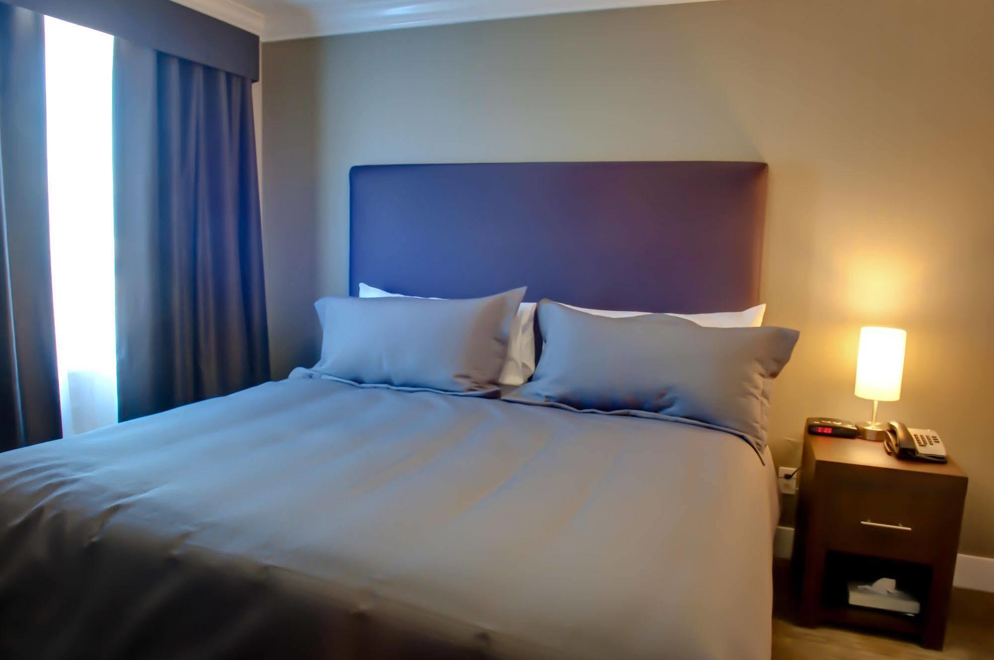 Sandman Hotel And Suites Abbotsford Extérieur photo