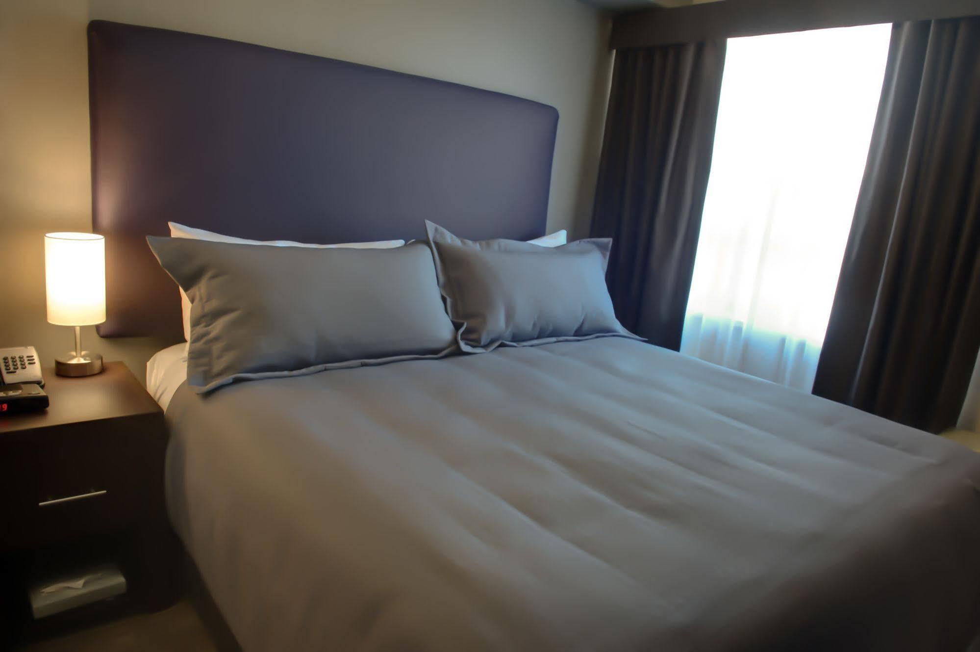 Sandman Hotel And Suites Abbotsford Extérieur photo